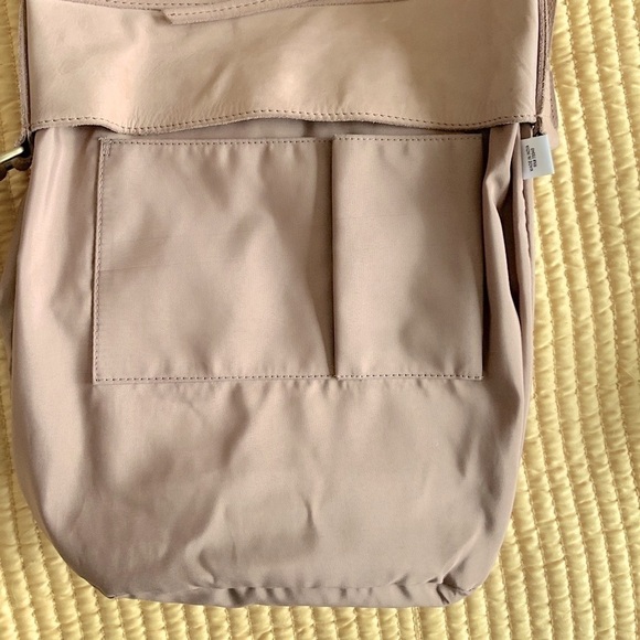 C&C California Crossbody Leather Bag Large - Picture 6 of 8